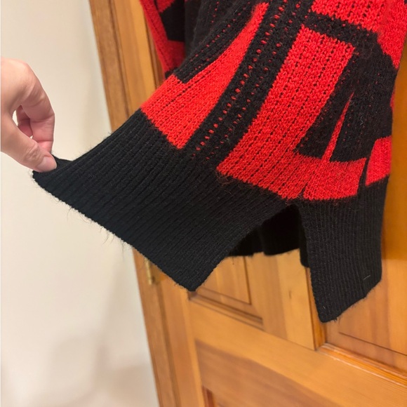 Vintage Karl Lagerfeld Logo Sweater. Size small - Picture 4 of 7